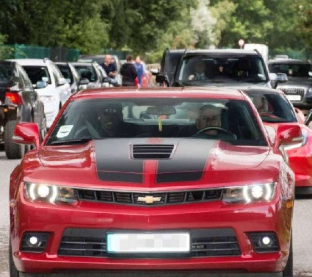 Así es la millonaria vida de Pogba: Mansión de $3.5 millones y una lujosa colección de autos