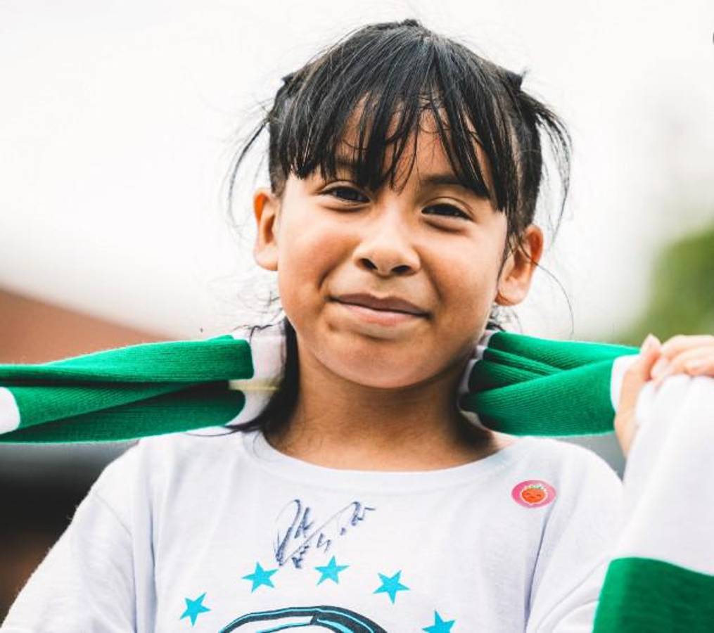 El hondureño Luis Palma visita la Casa Blanca y desata la locura de niños en la gira del Celtic en Estados Unidos