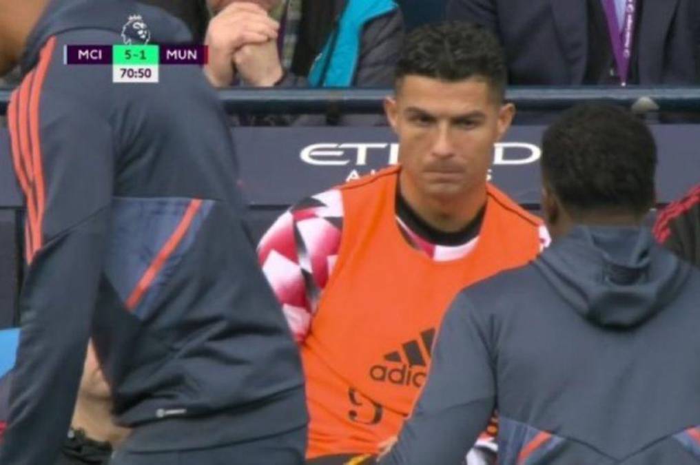 Cristiano Ronaldo y Casemiro vivieron una pesadilla desde el banquillo, aficionados del United abandonaron el estadio: Así se vivió el clásico de Manchester