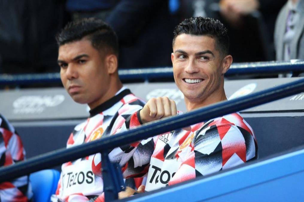 Cristiano Ronaldo y Casemiro vivieron una pesadilla desde el banquillo, aficionados del United abandonaron el estadio: Así se vivió el clásico de Manchester