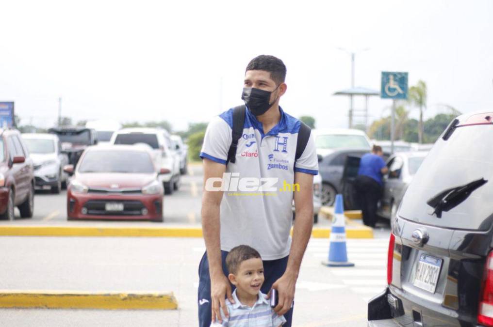 Solani Solano, el “nuevo fotógrafo” de la Selección: Así fue la llegada de Honduras al Ramón Villeda Morales