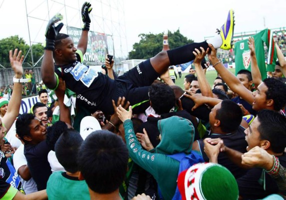 La Furia verde celebró con Yul Arzú