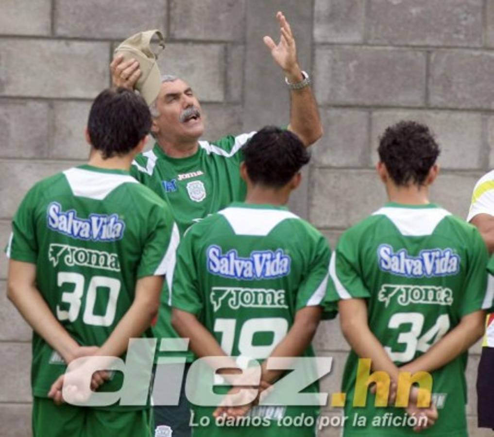 Las 15 fotos de Keosseián, el 'Freddie Mercury' que lleva el ADN verdolaga