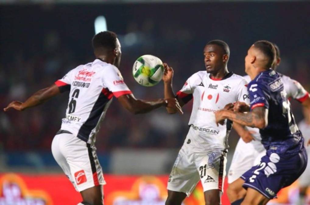 Lobos Buap con Michaell Chirinos y Félix Crisanto triunfan ante el Veracruz