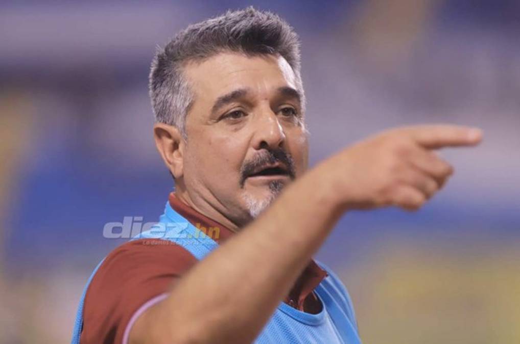 Diego Vázquez critica arbitraje de Selvin Brown tras el gol anulado: 'Ya son dos partidos que nos afecta”