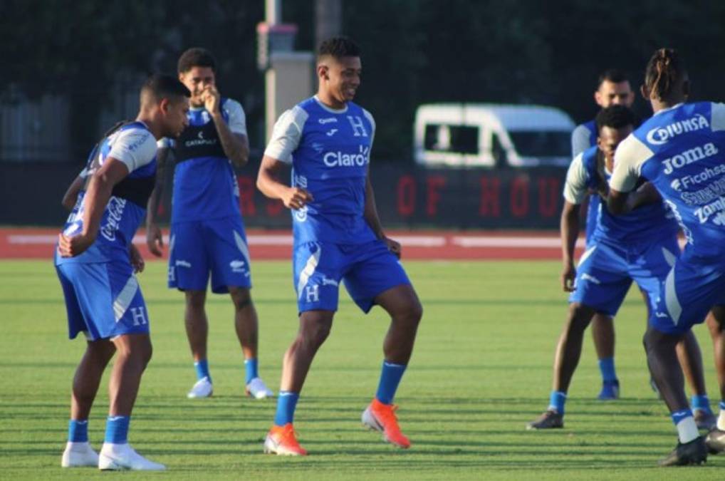 Honduras volverá a entrenar por segundo día consecutivo en la Universidad de Houston  