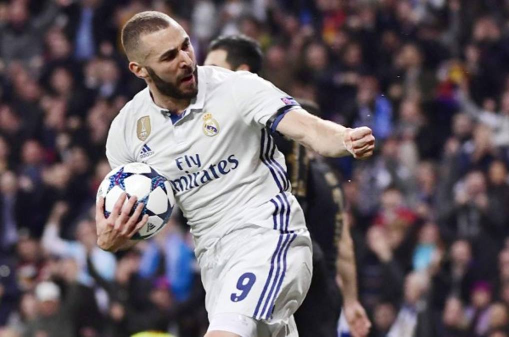 Real Madrid remonta a un buen Nápoli que no se rindió en el Bernabéu