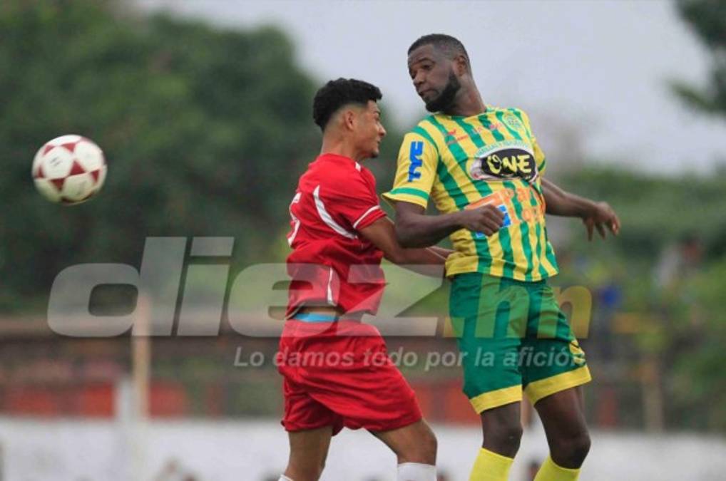 Villanueva receta paliza al Parrillas One en la ida de semifinales del Ascenso