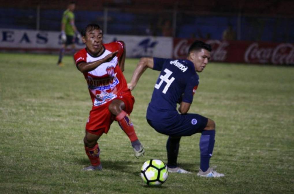 Javier Portillo presume regalo del Herediano tras vencer a Motagua