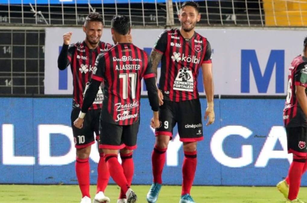 Alex López a sus críticos: 'Somos un equipo, no porque haya metido gol es que yo aparecí'
