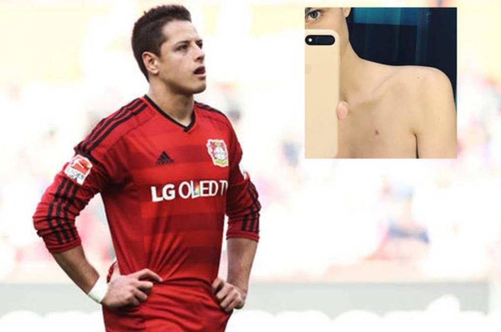 Lucia Villalón se 'desnuda' con una indirecta para Chicharito