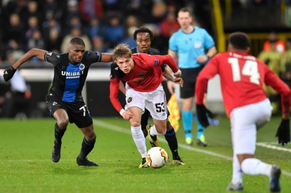 Martial evita la derrota del Manchester United y le da un positivo empate ante Brujas