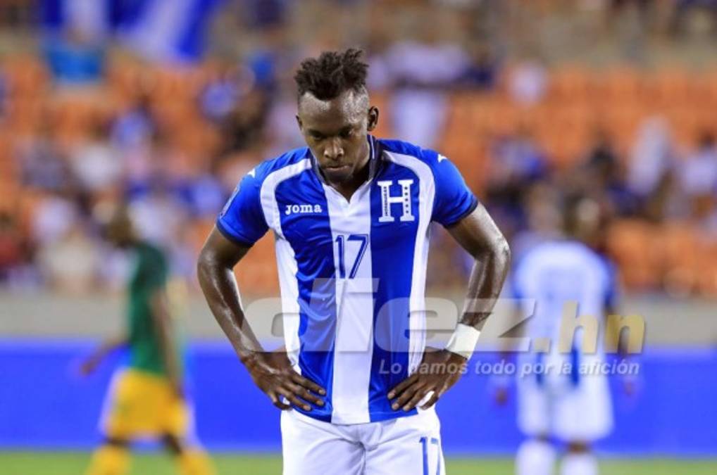Honduras vuelve a dar pena y queda al borde del abismo en la Copa Oro