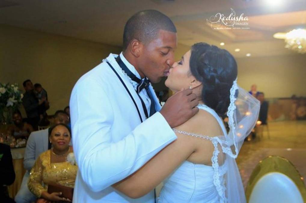 El portero Luis 'Buba' López contrae matrimonio