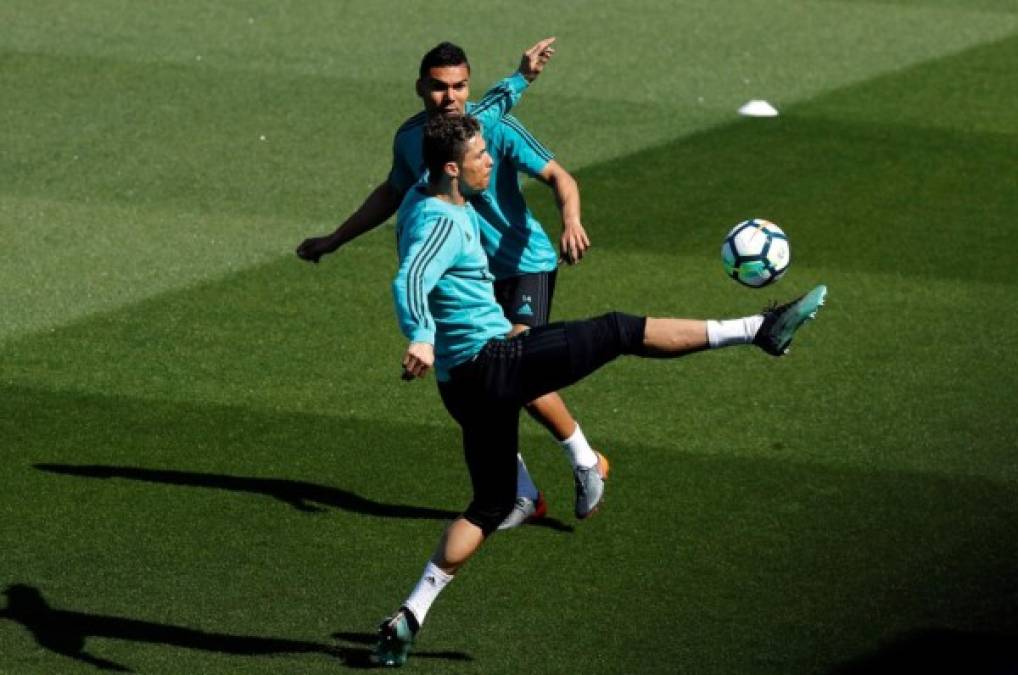 Cristiano y Carvajal continúan recuperándose por aparte con el Real Madrid