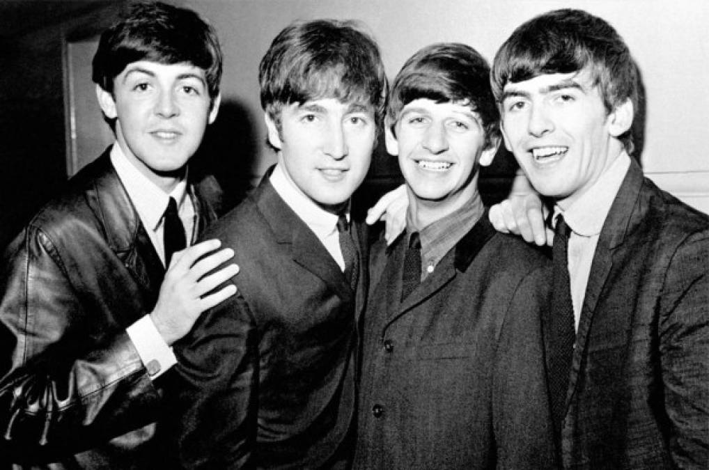 El asesino de John Lennon pide perdón 40 años después y revela por qué mató al cantante de The Beatles