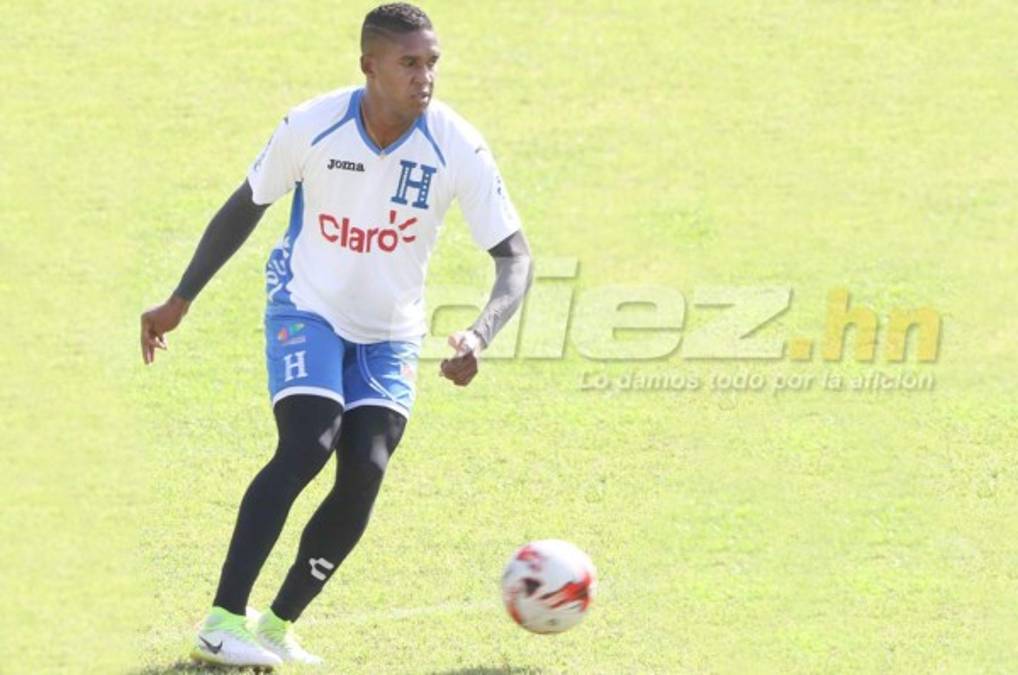 Bryan Beckeles sobre regreso de Costly: 'No va a solucionarlo solo'