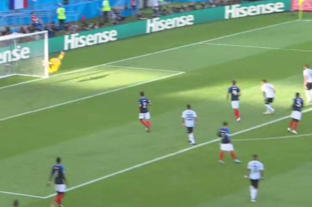 El espectacular golazo de Di María con Argentina ante Francia en octavos de Rusia 2018