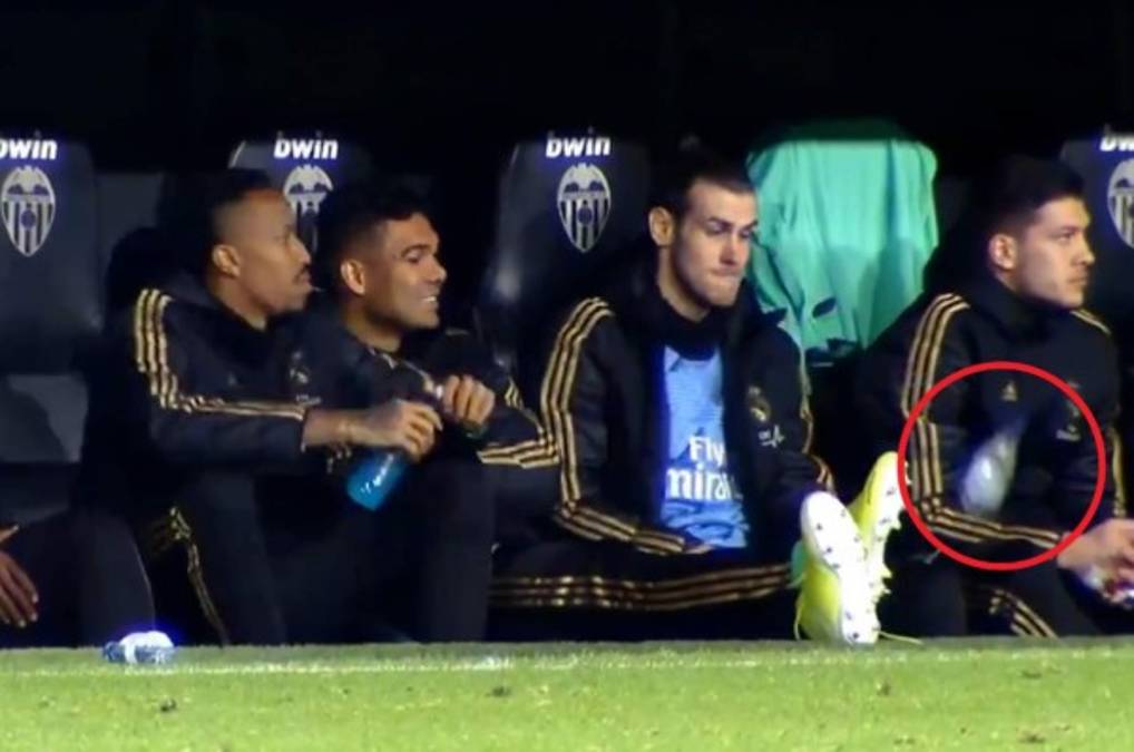 Así fue captado Bale en el banquillo mientras Real Madrid se jugaba el liderato