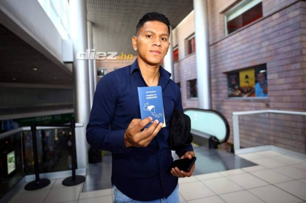 Bryan Moya: 'Da tristeza ver a la gente que aquí gana seis dólares al mes”