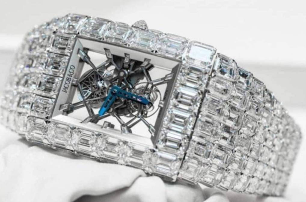 El increíble precio del reloj de Floyd Mayweather en un partido de NBA