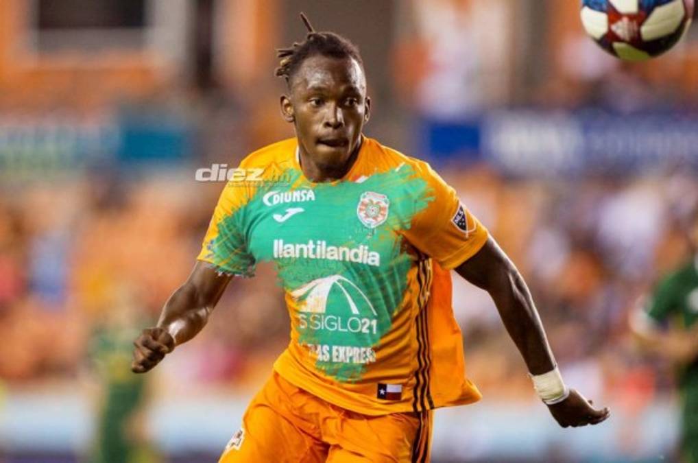 ¡Sorpresa! Alberth Elis se une a los entrenamientos de Marathón