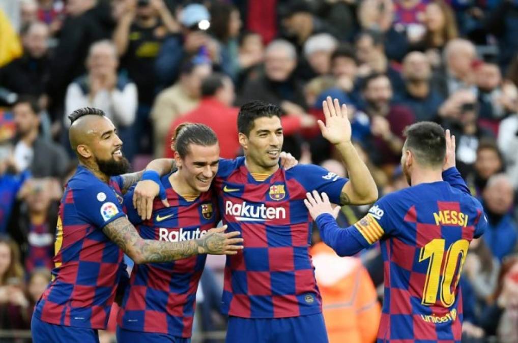 ¡Barcelona somete al Alavés con una goleada en el Camp Nou!