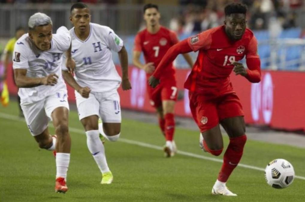 Andy Najar y otros dos futbolistas fueron descartados para juego ante El Salvador en el Cuscatlán