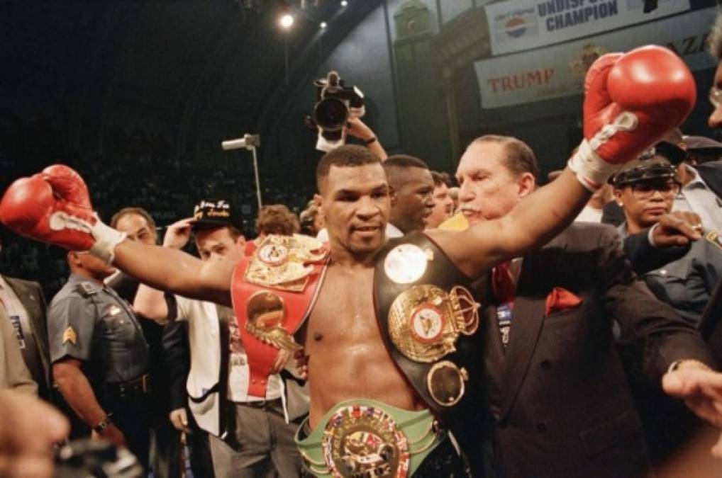 ¡Mike Tyson anuncia su regreso al boxeo con 53 años de edad!