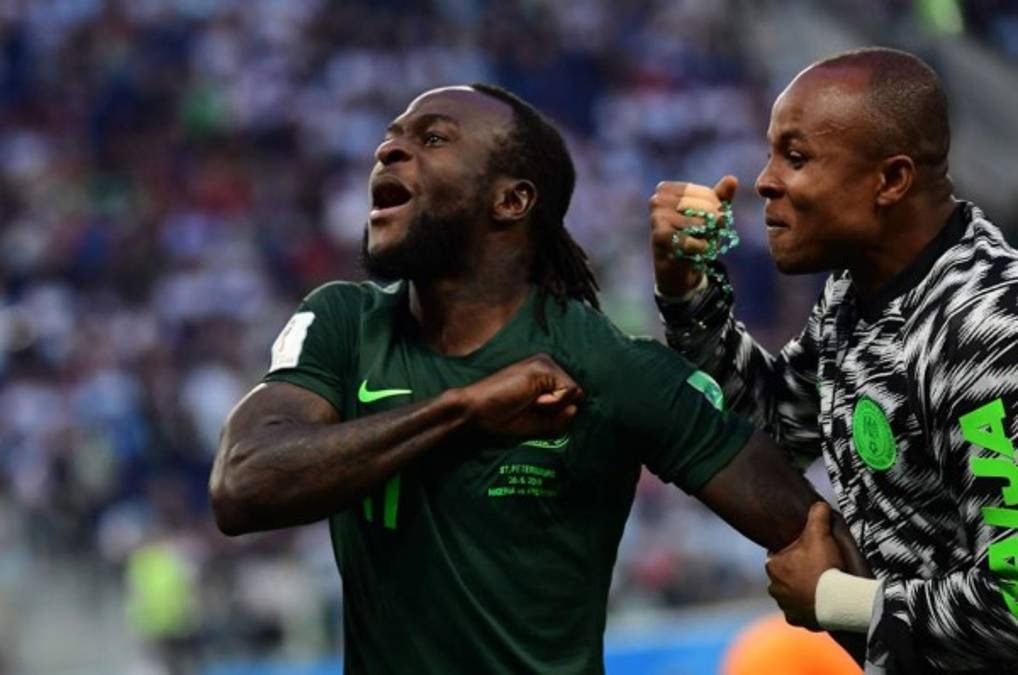 ¡Argentina y Messi clasifican a octavos del Mundial sufriendo!