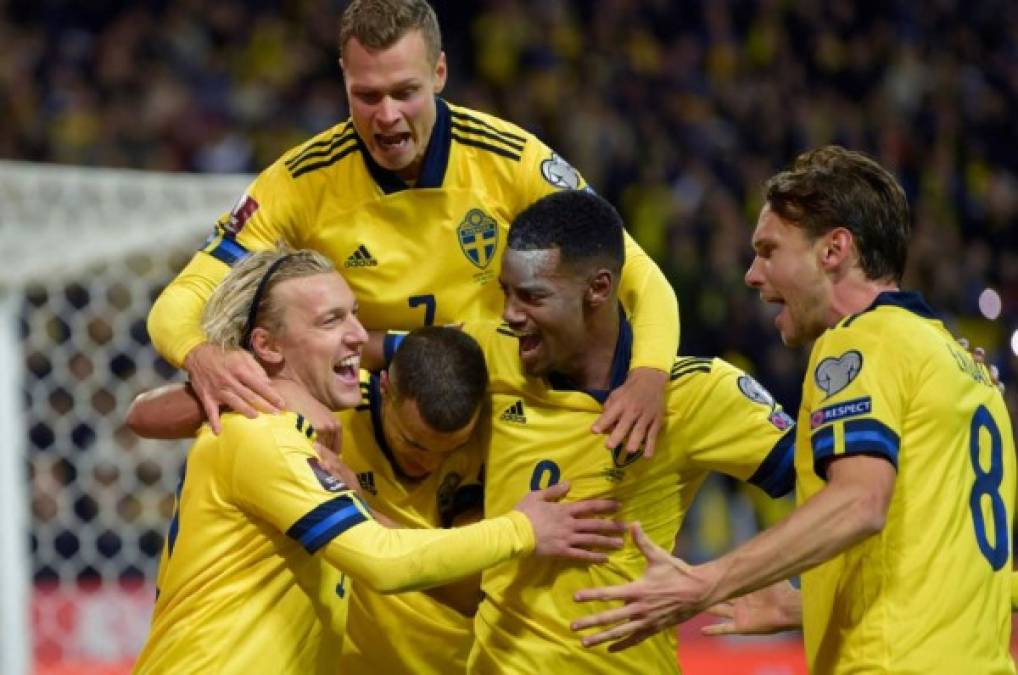 Suecia cumple ante Grecia y le arrebata a España el liderato del grupo B  