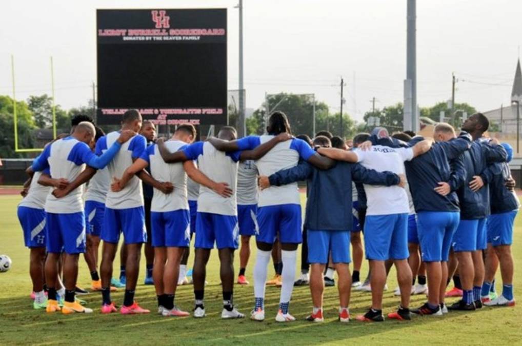 El blog del doctor Elmer López: 'El Covid-19 en la Selección de Fútbol de Honduras en Copa Oro'