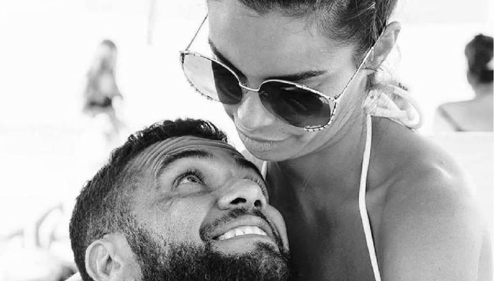¿Fuera de España? Dani Alves y Joana Sanz se ‘escapan’: este fue su destino y el precio que pagaron por el viaje