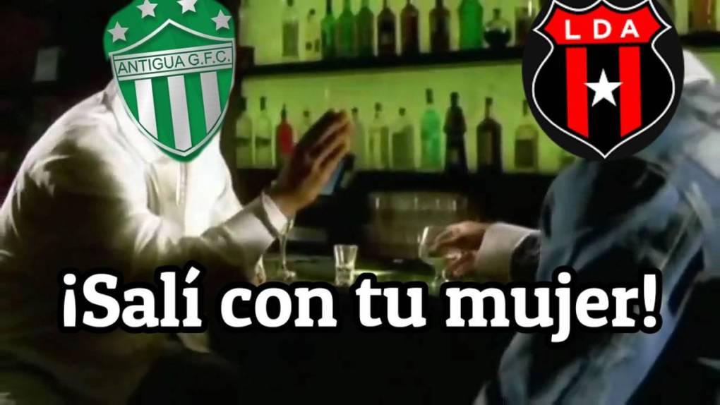 ¿El más grande? Los memes hacen pedazos a Saprissa tras eliminación de Copa Centroamericana ante Antigua