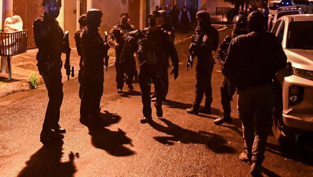 En fotos: Así militarizaron la lujosa casa del expresidente Juan Orlando Hernández tras ser solicitado en extradición por Estados Unidos