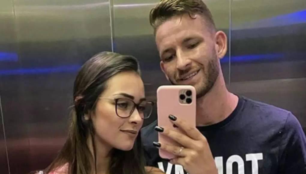 Juega para Real Madrid y fue involucrado en intercambio de parejas de polémico cuarteto amoroso; el otro crack incluido