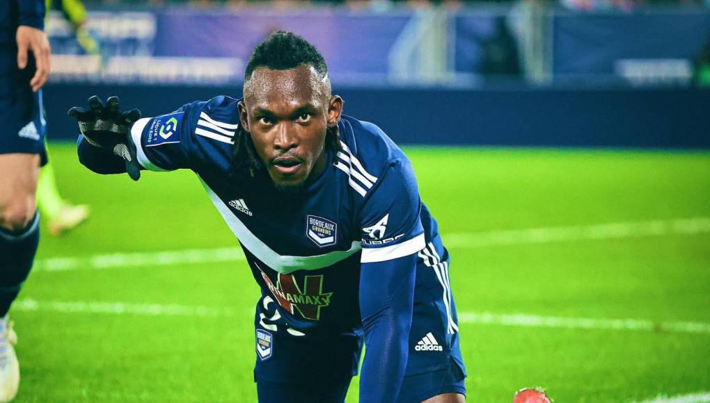 EL MERCADO: Dos fichajes confirmados en Motagua, baja en Real España y Francisco Martínez es noticia