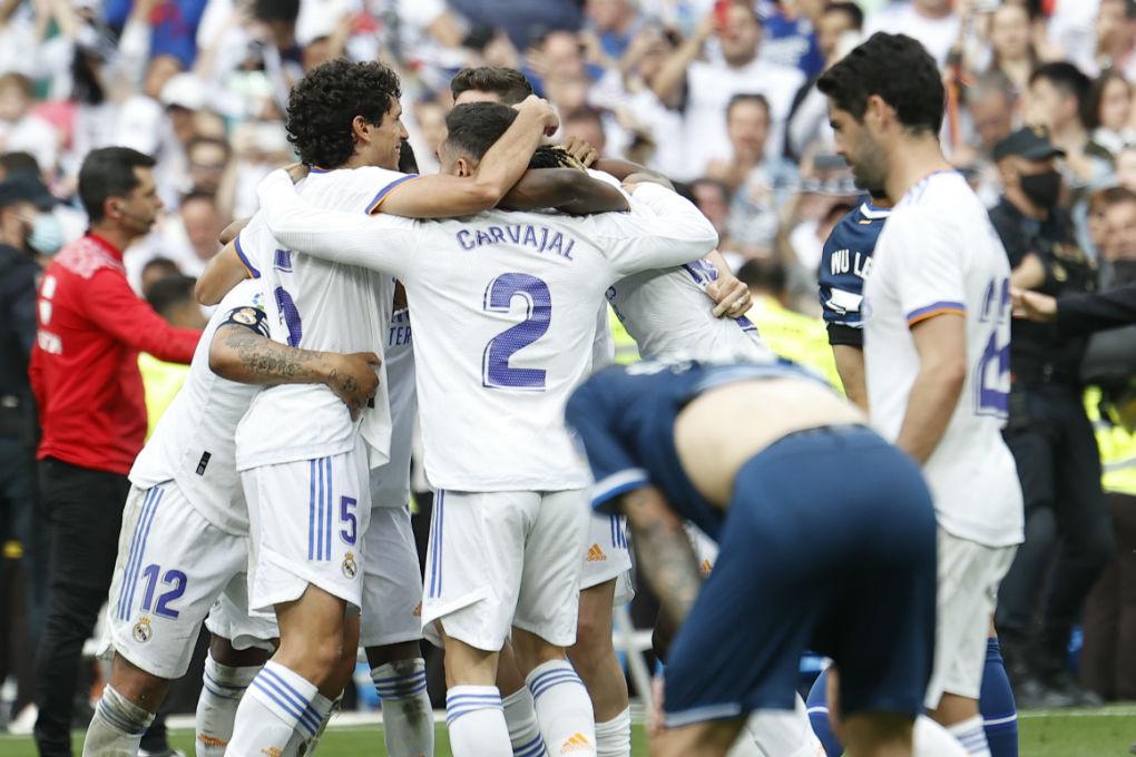 Fotos: Así celebró el Real Madrid su título 35 en la Liga de España; el crack que no llegó al festejo y el gesto de Marcelo