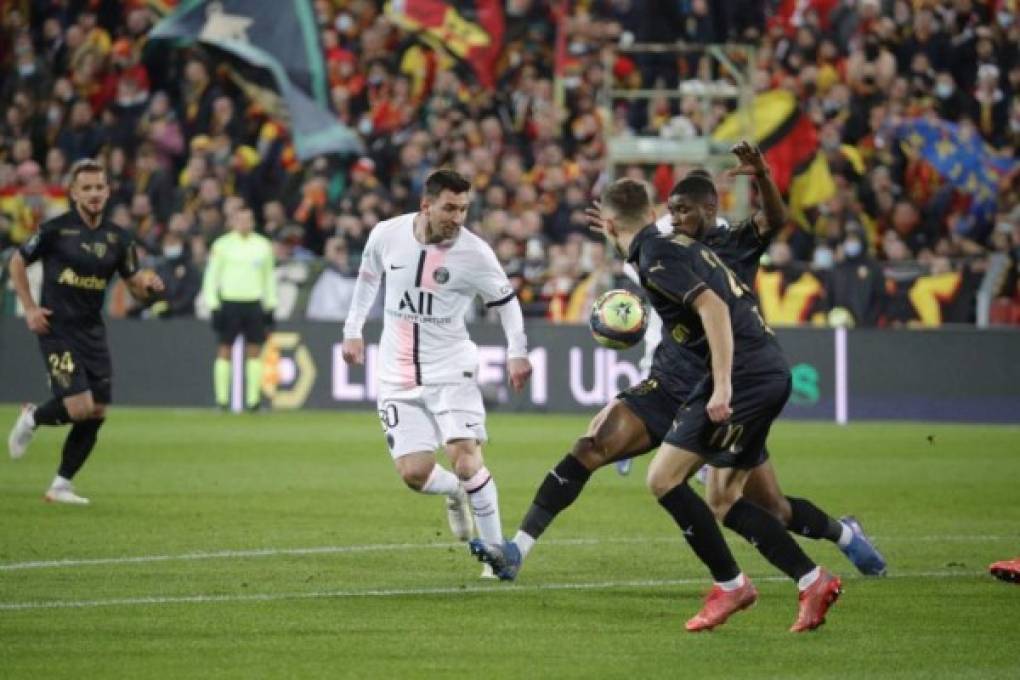 Messi y el PSG vuelven a decepcionar en la Ligue 1 y empatan ante el Lens; Keylor Navas cometió errorazo