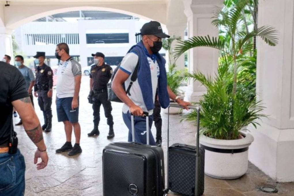 Selección de Honduras viajará a San Pedro Sula tras finalizar el partido ante El Salvador