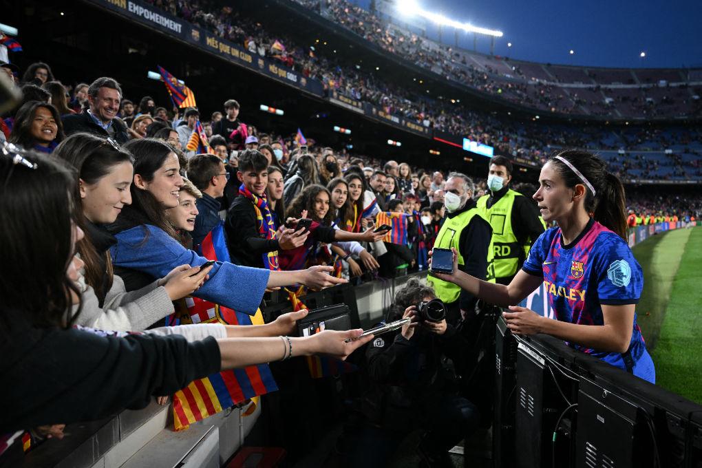 ¡Espectacular! Récord mundial de asistencia en el Camp Nou durante el Barcelona-Wolfsburgo de la Champions femenina