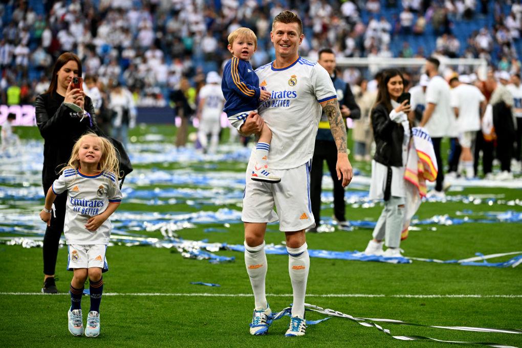 Fotos: Así celebró el Real Madrid su título 35 en la Liga de España; el crack que no llegó al festejo y el gesto de Marcelo