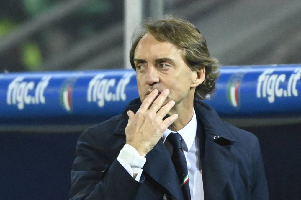 Roberto Mancini se planta continuar con Italia después de quedar eliminados rumbo al Mundial de Qatar