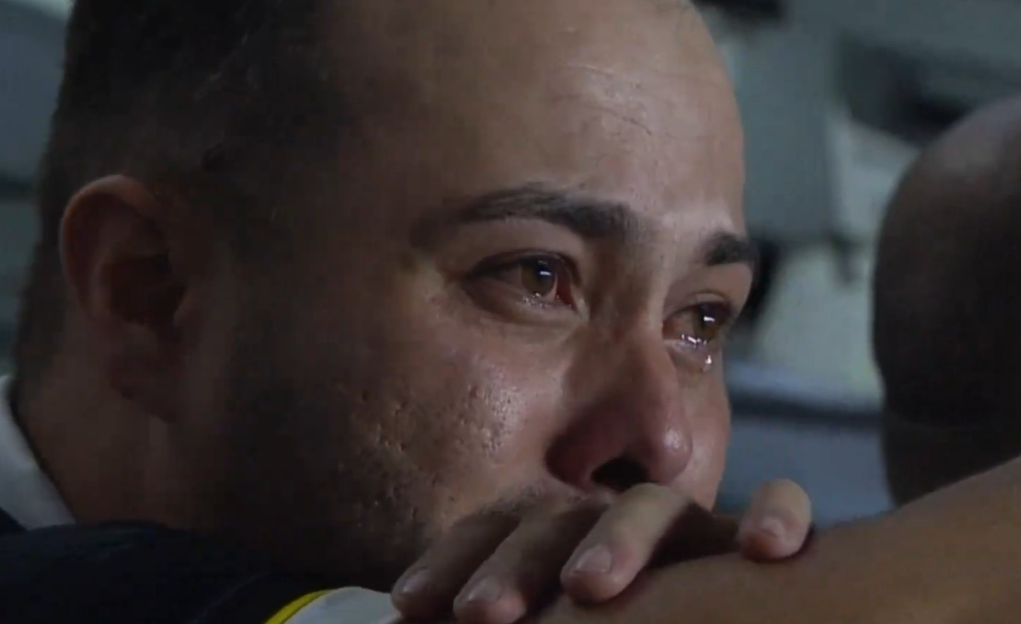 Drama en Brasil: Santos descendió y sus aficionados incendiaron las calles de la ciudad y el carro de un jugador