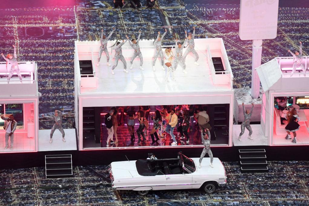 Simplemente impresionante: Las imágenes del show de medio tiempo del Super Bowl; hubo invitado sorpresa