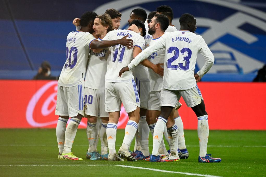 Real Madrid cumple ante el Alavés, recupera la confianza y consolida su liderato en la Liga de España