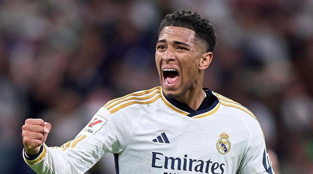 Bellingham se ha enamorado de despampanante modelo holandesa y esta es la impensada edad que tiene