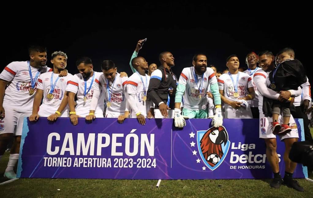 Olimpia sorprende y Motagua se eleva: ¡Estos son los 10 equipos más caros del fútbol de Centroamérica!