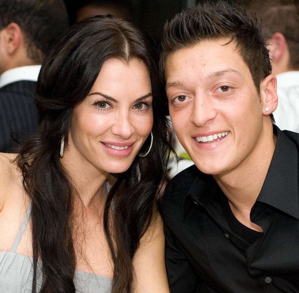 La mujer por la que Ozil no llegó al Bayern Múnich y terminó fichando por el Real Madrid en 2010