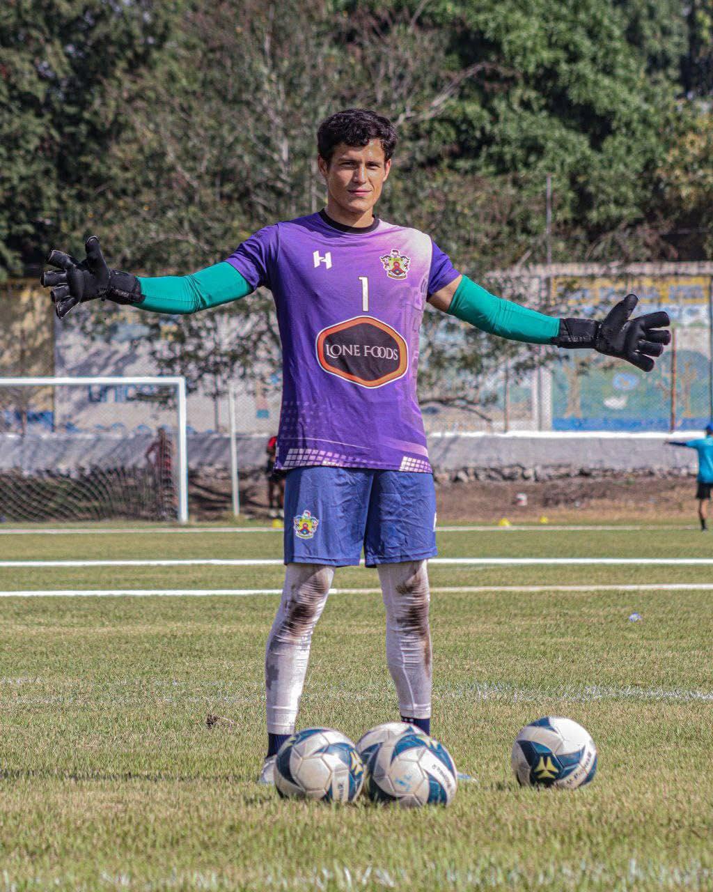 Fichajes: Olimpia sorprende con el jugador que inició negociaciones, Motagua quiere pescar en Victoria y Real España amarra contratación